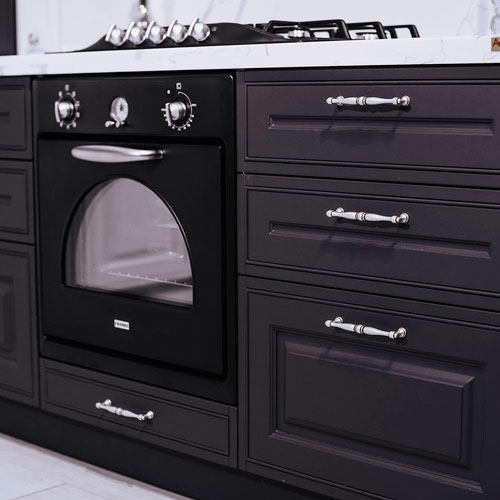 Mossman Chelsea 1 ящики чёрно-белой кухни с порталом в классическом стиле